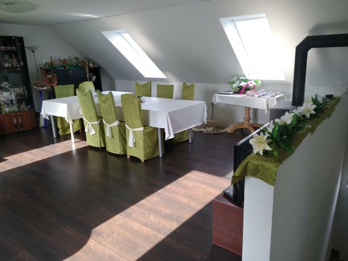 Apartman Gabika Na Zahori Lejlighed Malacky Eksteriør billede
